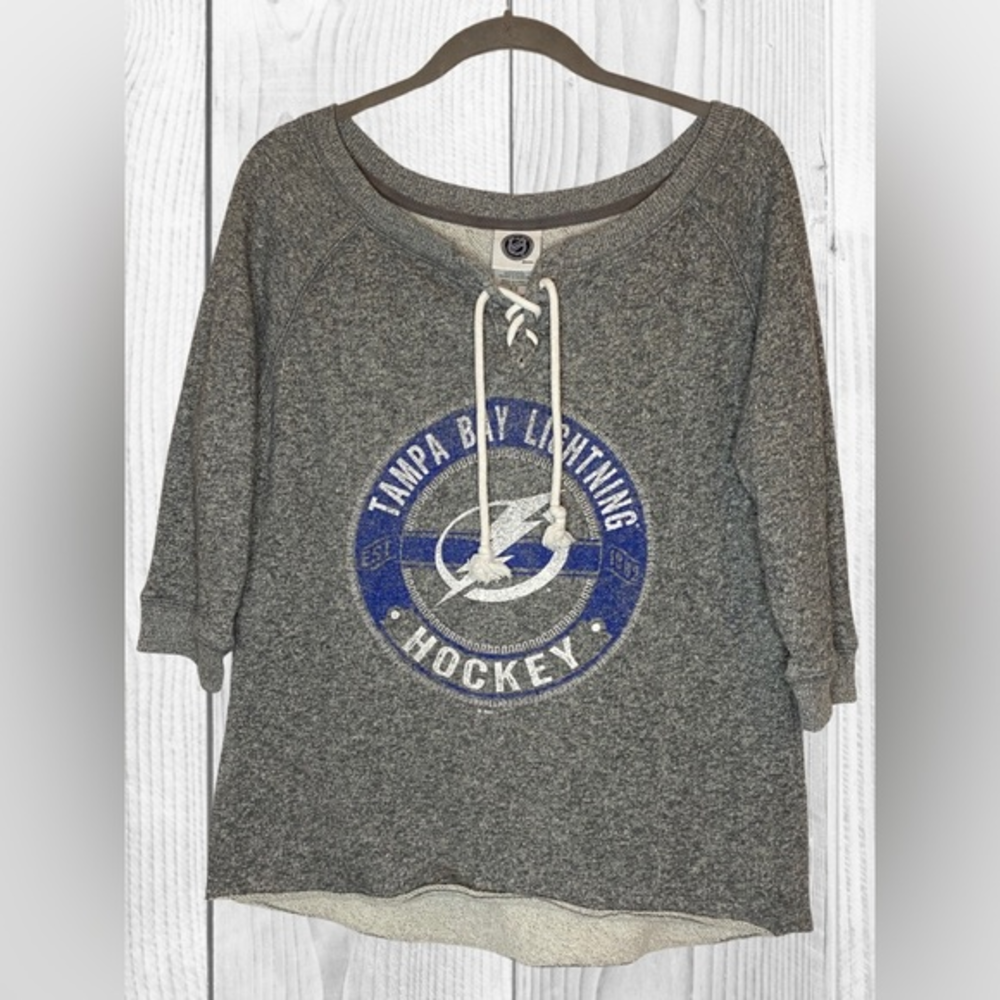 Women’s Tampa Bay Lightning NHL Hockey‎ Sweatshirt Size Medium 8/10 Lace Up
